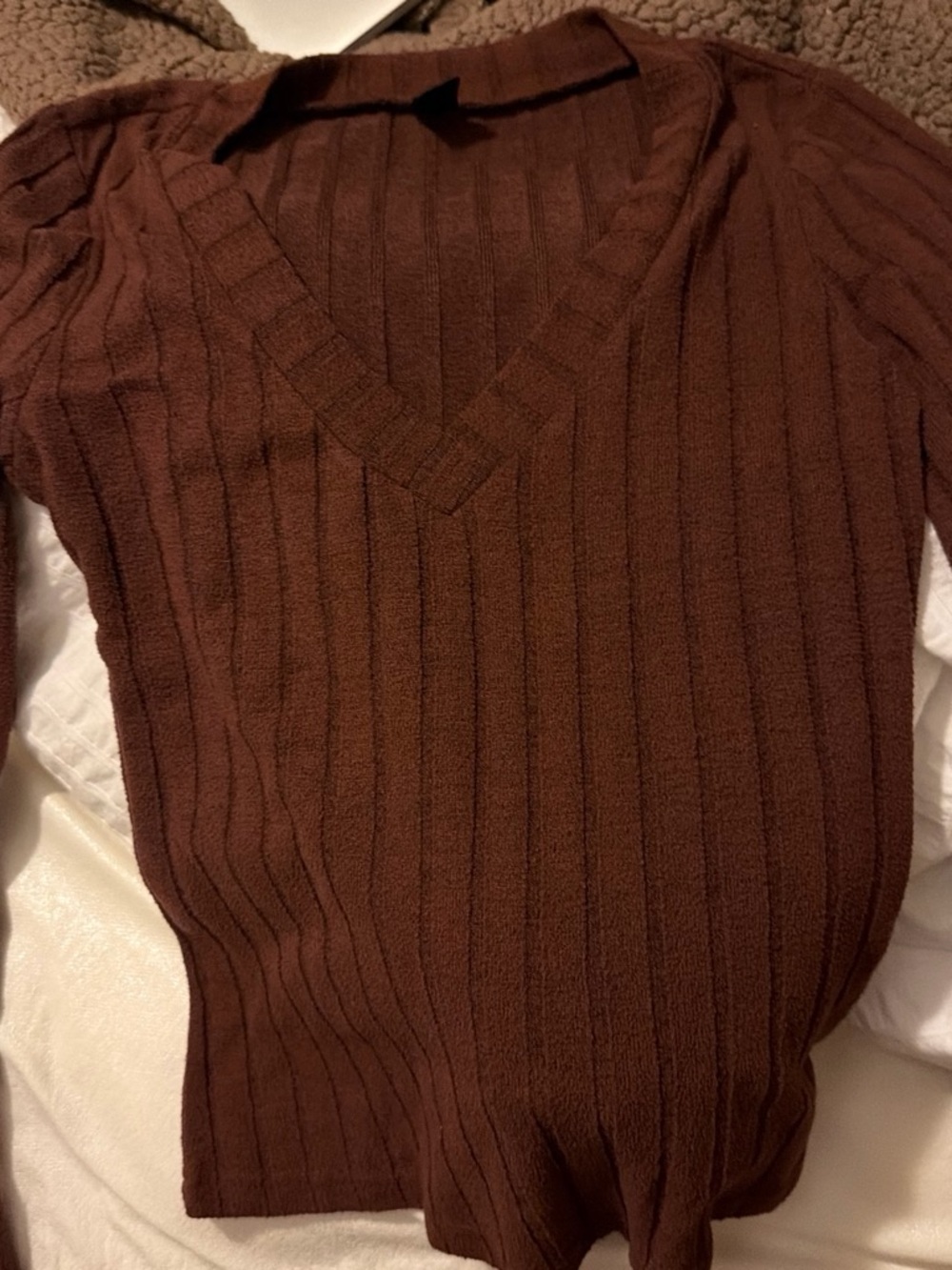 SHEIN Ribbed V-Neck Long Sleeve Sweater in Brown